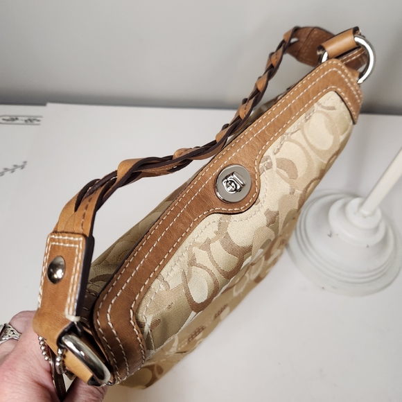 coach chelsea tan signature c braided shoulder bag c0771- 10990 - Picture 12 of 12